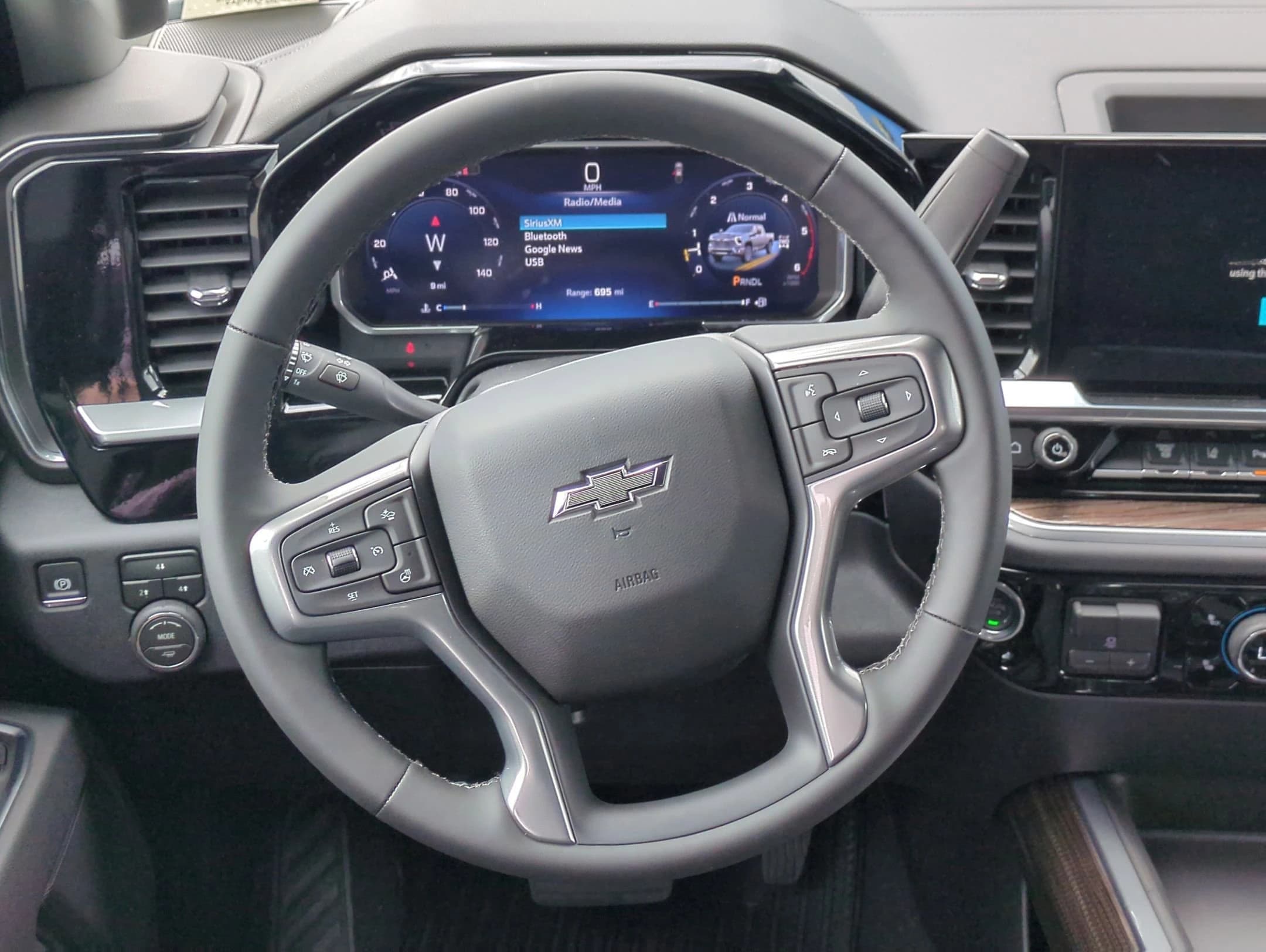 Chevrolet Silverado 2500HD LT 4WD Crew Cab 159" 2026 — side view