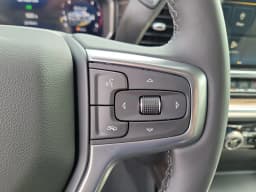 Chevrolet Silverado 2500HD LT 4WD Crew Cab 159" 2026 — side view