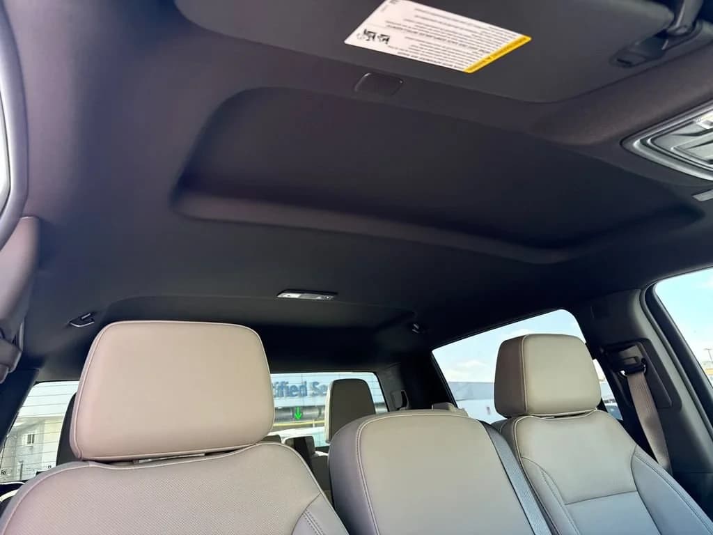 Chevrolet Silverado 2500HD LTZ 4WD Crew Cab 159" 2026 — side view