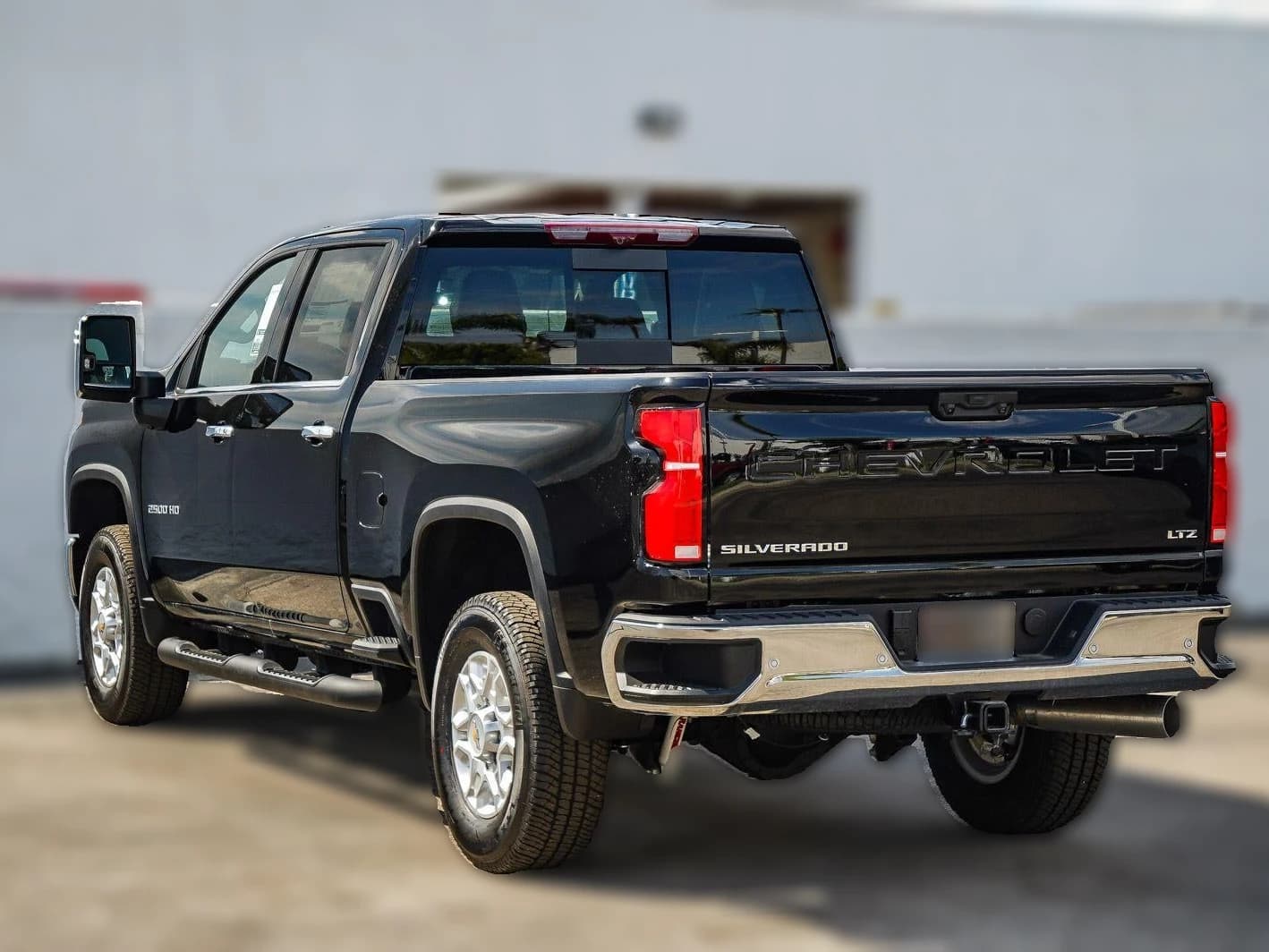 Chevrolet Silverado 2500HD LTZ 4WD Crew Cab 159" 2026 — side view