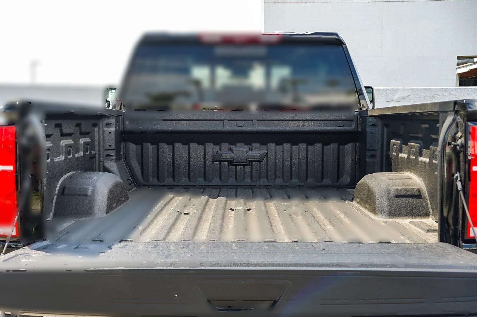 Chevrolet Silverado 2500HD LTZ 4WD Crew Cab 159" 2026 — side view