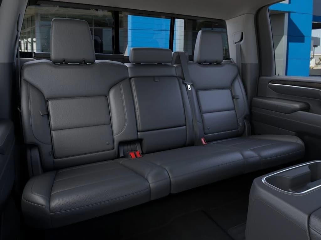 Chevrolet Silverado 2500HD LTZ 4WD Crew Cab 159" 2026 — side view