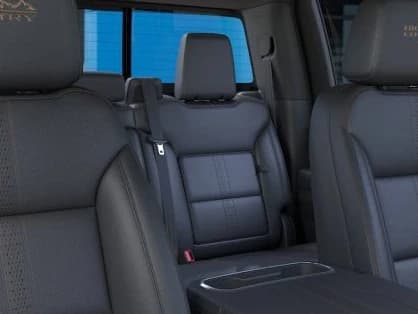 Chevrolet Silverado 2500HD High Country 4WD Crew Cab 159" 2026 — side view