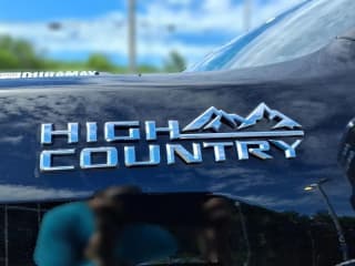 Chevrolet Silverado 2500HD High Country 4WD Crew Cab 159"