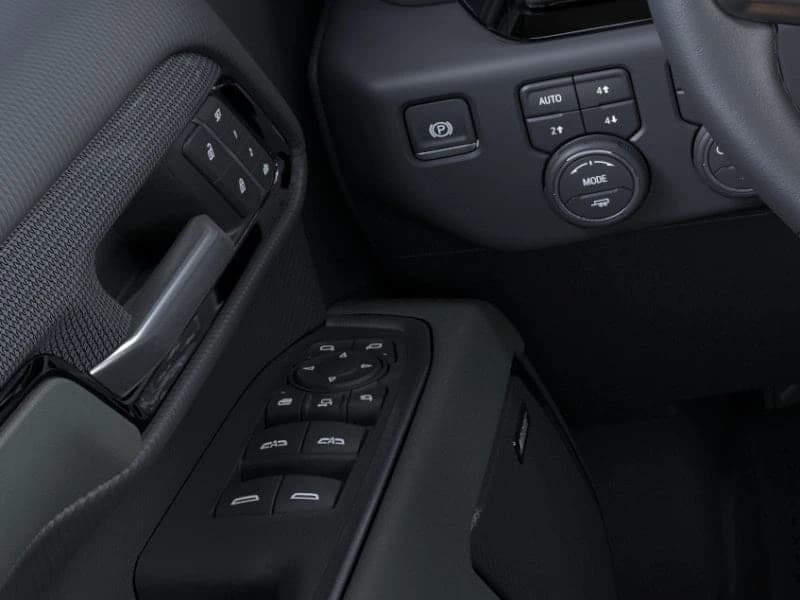 Chevrolet Silverado 2500HD ZR2 4WD Crew Cab 159" 2026 — side view