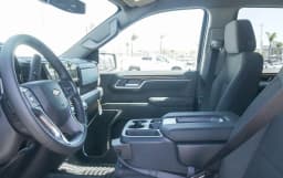 Chevrolet Silverado 1500 LT 2WD Crew Cab 147" 2026 — side view