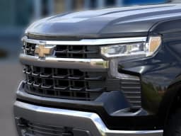 Chevrolet Silverado 1500 LT 4WD Crew Cab 147" 2026 — side view