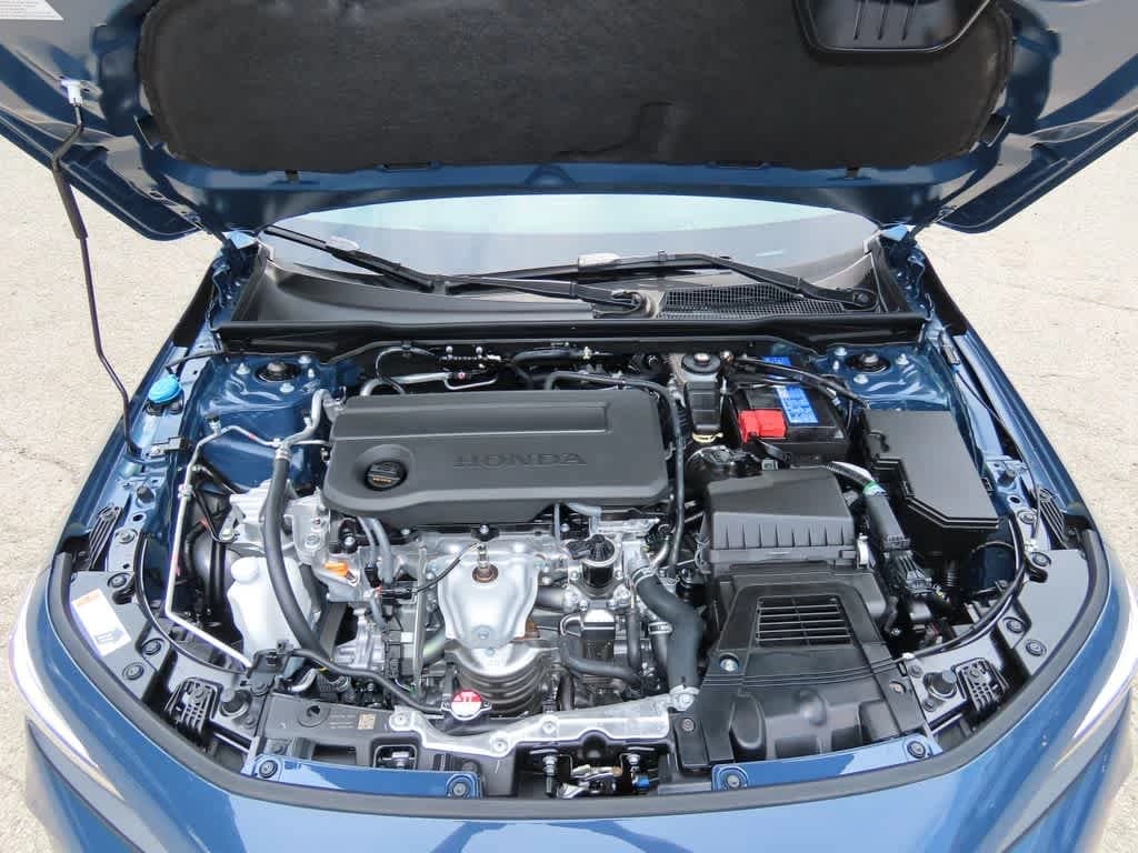 Honda Civic Sedan LX CVT 2026 — side view