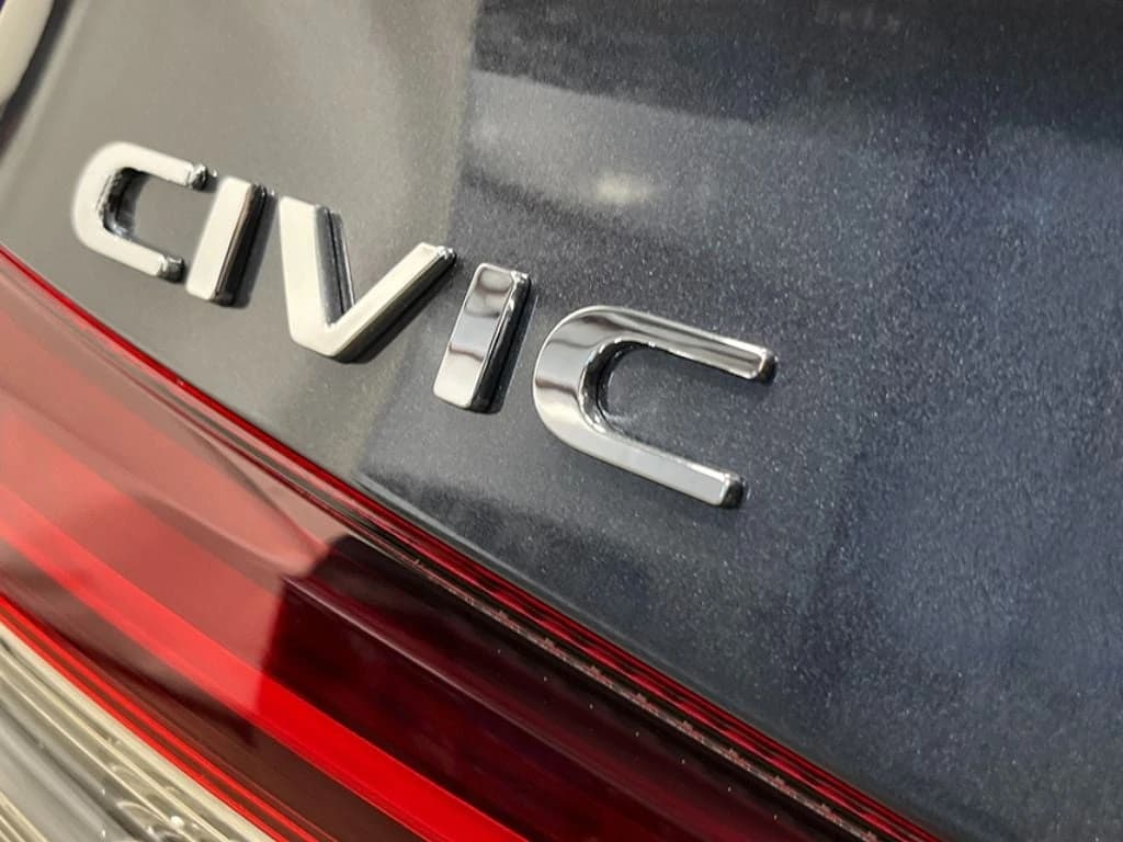 Honda Civic Sedan LX CVT 2026 — side view