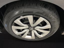 Honda Civic Sedan LX CVT 2026 — side view