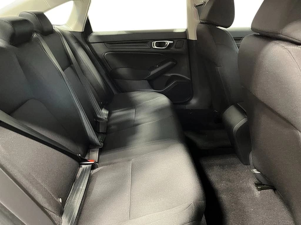 Honda Civic Sedan LX CVT 2026 — side view