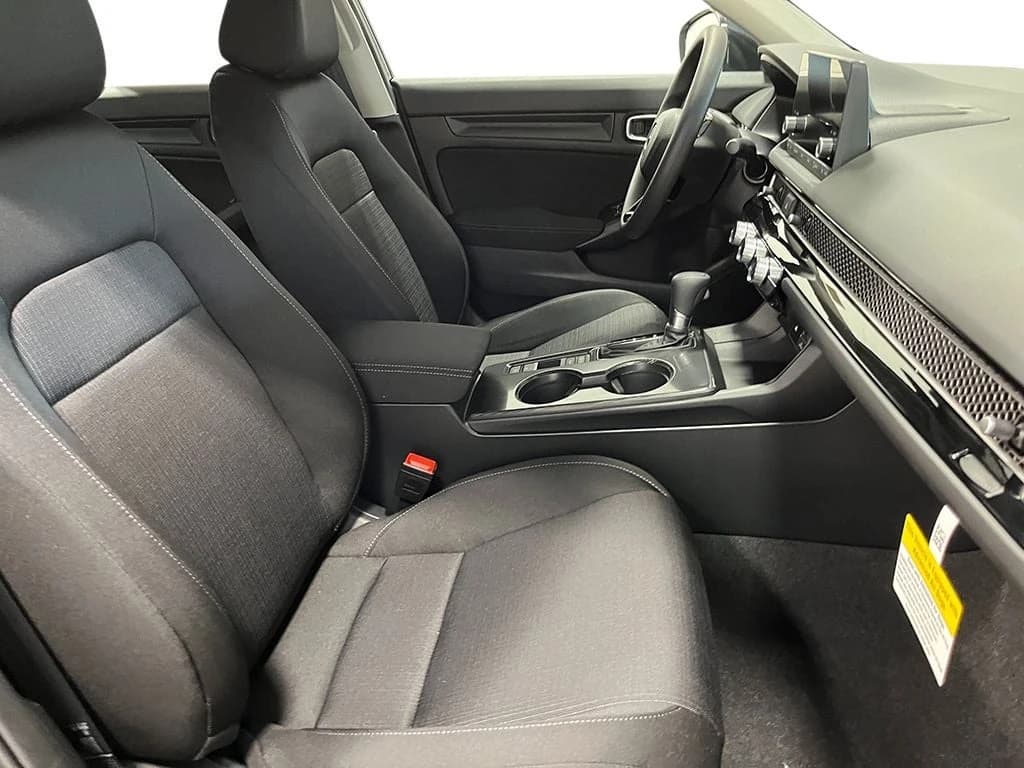 Honda Civic Sedan LX CVT 2026 — side view