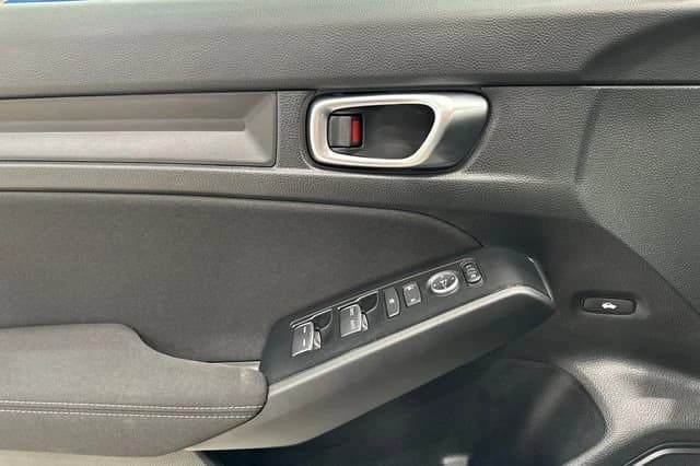 Honda Civic Sedan LX CVT 2026 — side view