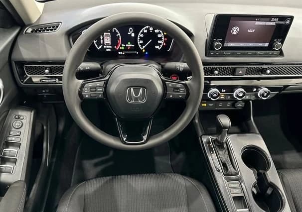Honda Civic Sedan LX CVT 2026 — side view