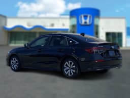 Honda Civic Sedan LX CVT 2026 — side view