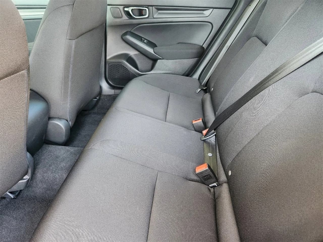 Honda Civic Sedan LX CVT 2026 — side view