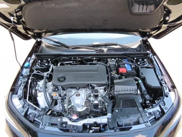 Honda Civic Sedan LX CVT 2026 — side view