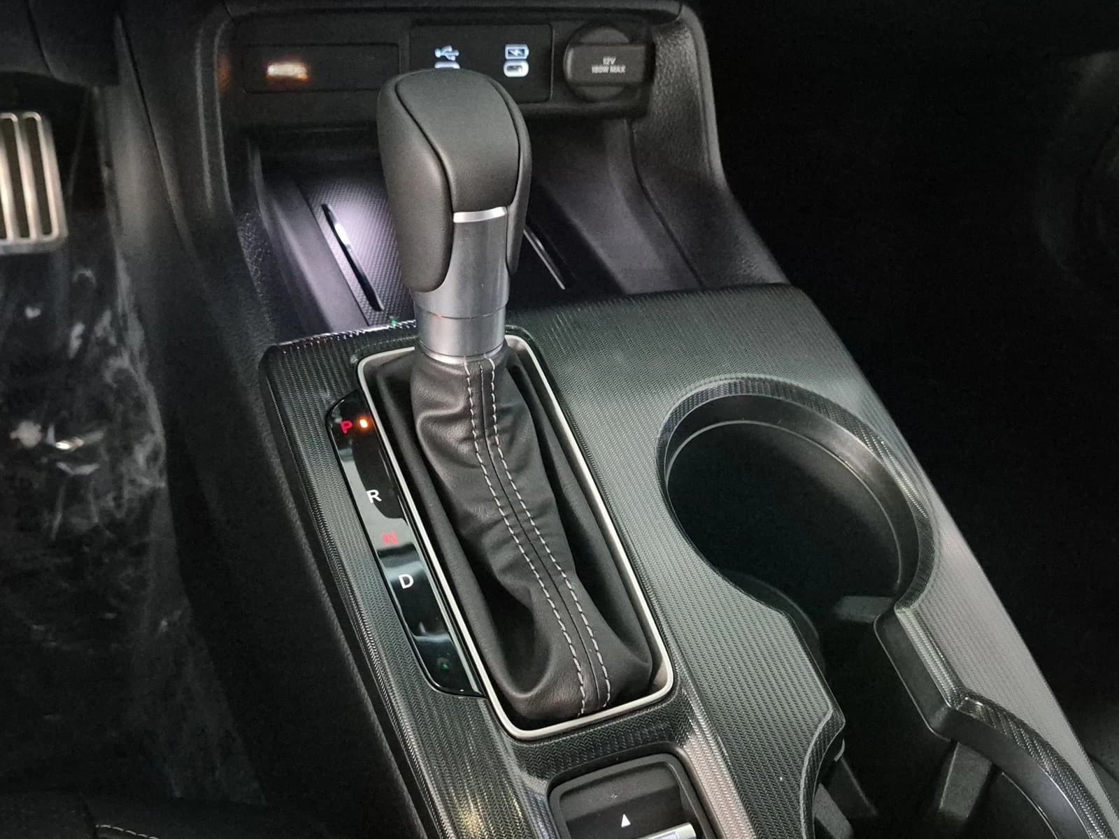 Honda Civic Sedan Hybrid Sport Touring CVT 2026 — side view