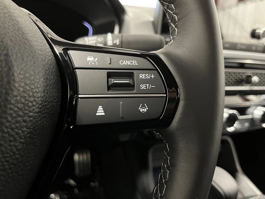 Honda Civic Sedan Hybrid Sport CVT 2026 — side view