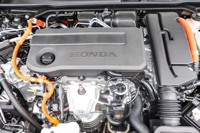 Honda Civic Sedan Hybrid Sport Touring CVT 2026 — side view