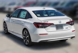 Honda Civic Sedan Hybrid Sport Touring CVT 2026 — side view