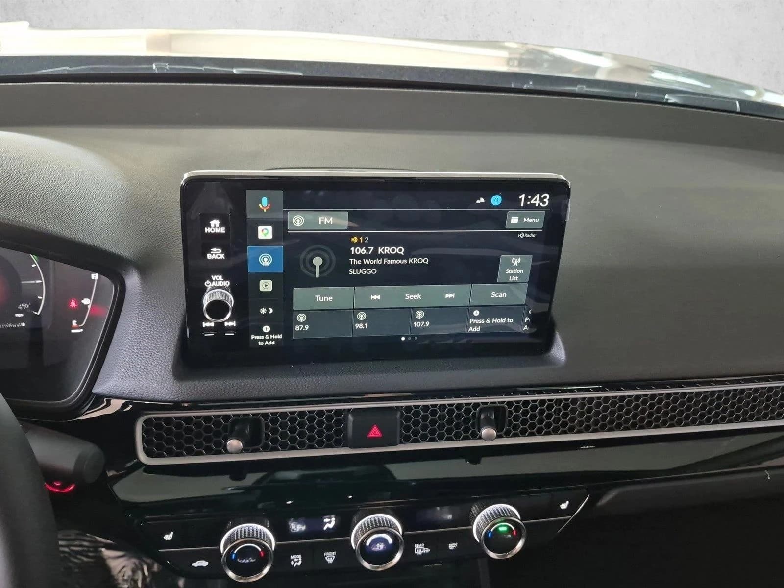 Honda Civic Sedan Hybrid Sport Touring CVT 2026 — side view