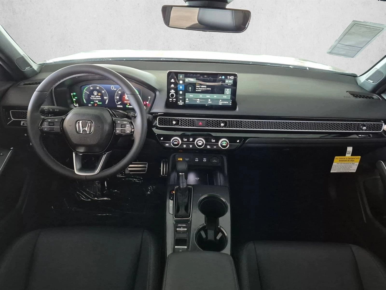 Honda Civic Sedan Hybrid Sport Touring CVT 2026 — side view