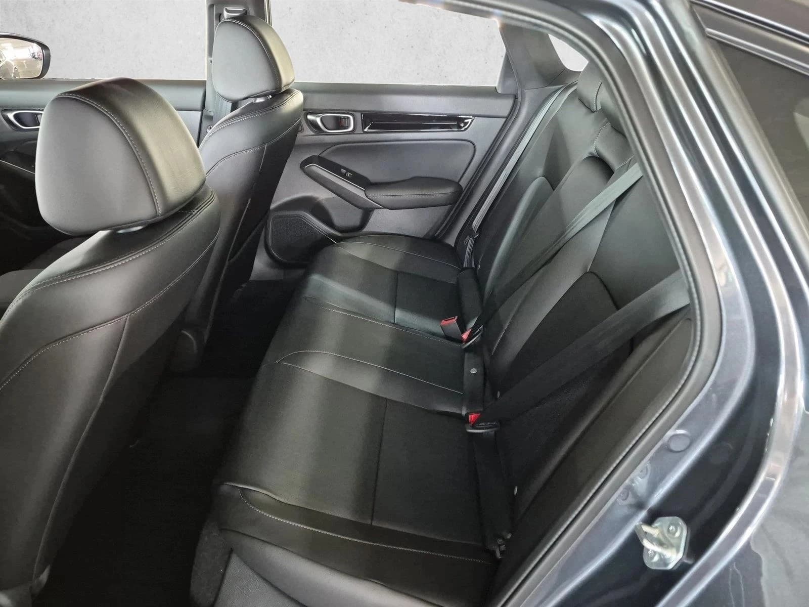 Honda Civic Sedan Hybrid Sport Touring CVT 2026 — side view