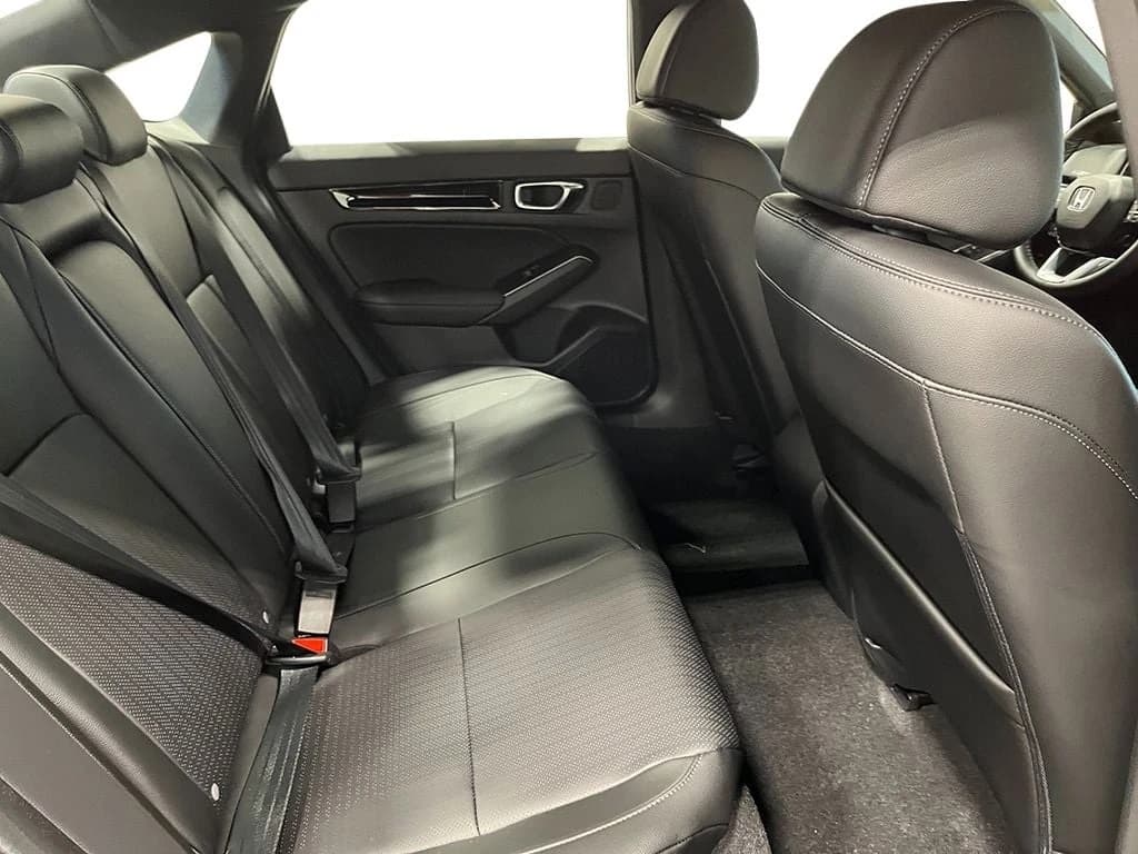Honda Civic Sedan Hybrid Sport Touring CVT 2026 — side view