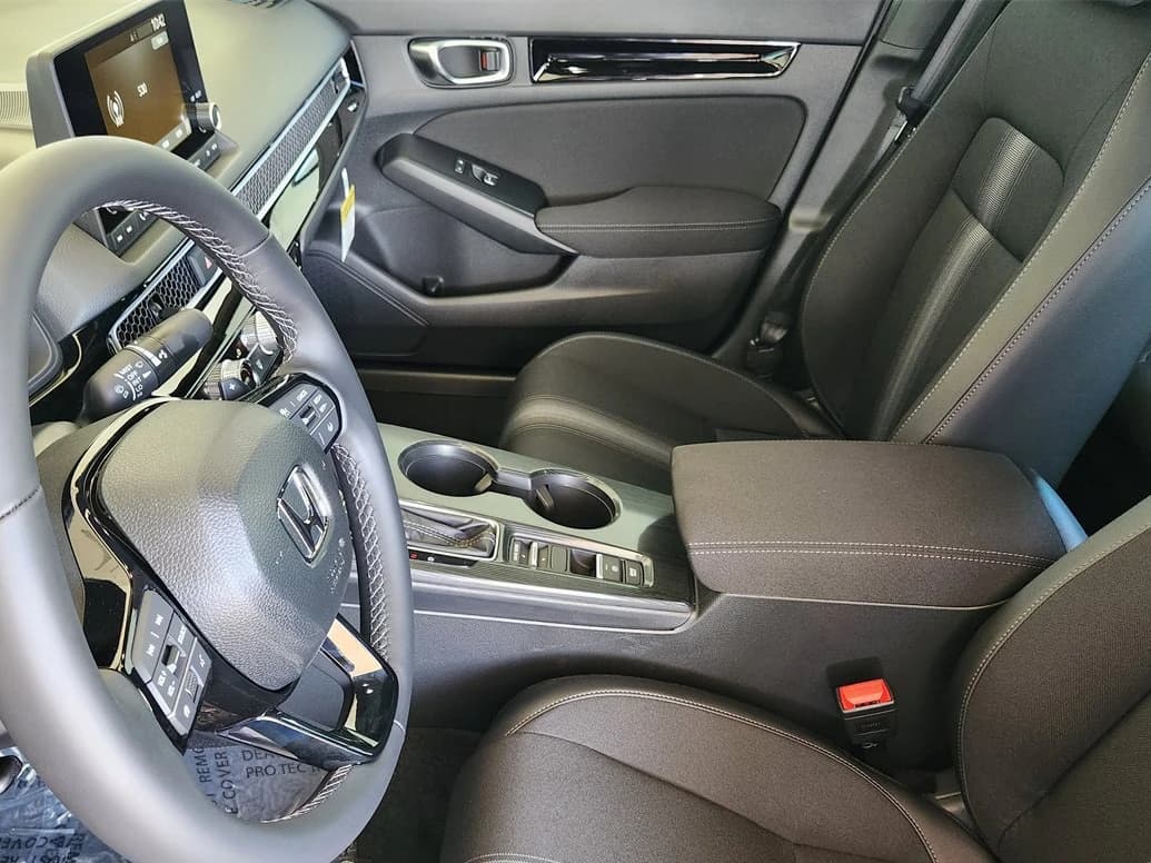 Honda Civic Sedan Hybrid Sport CVT 2026 — side view