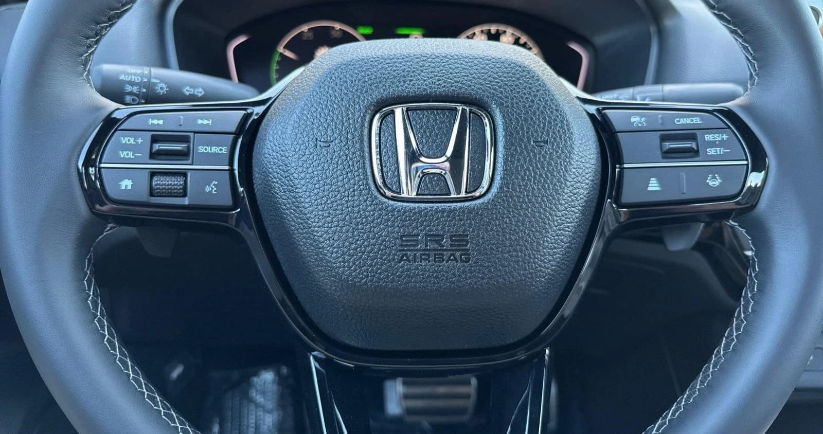 Honda Civic Sedan Hybrid Sport CVT 2026 — side view