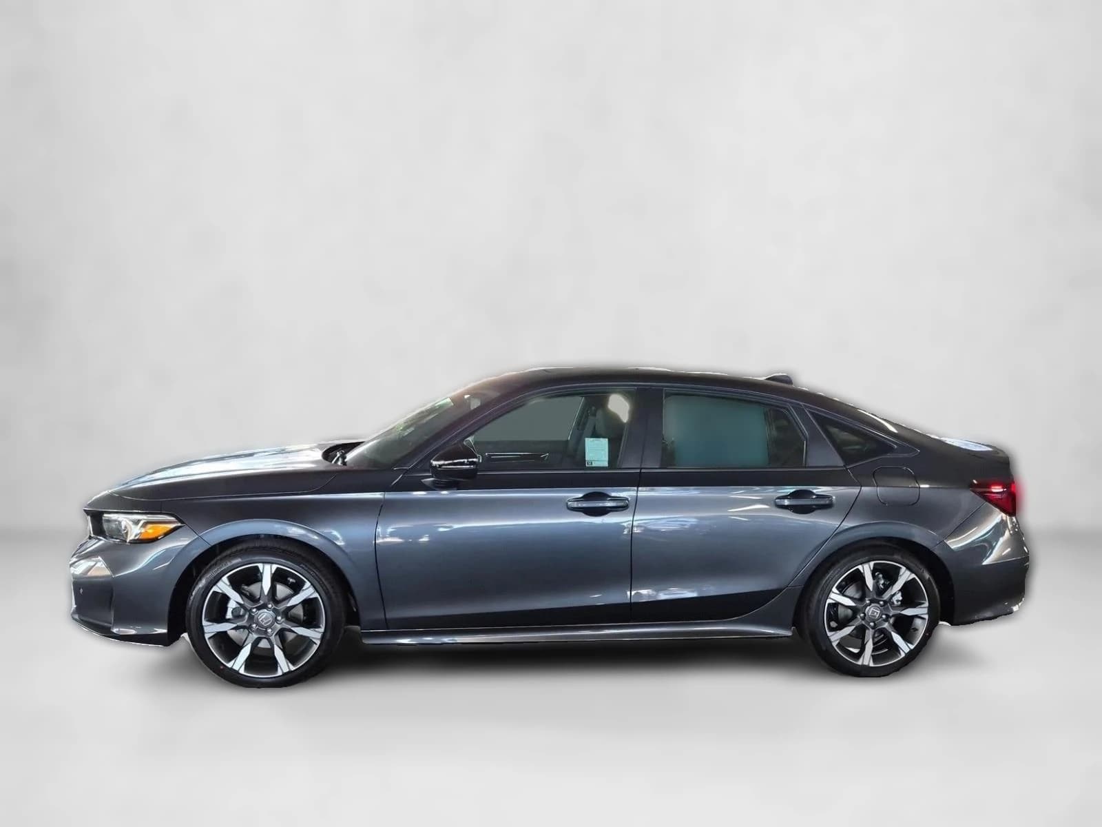 Honda Civic Sedan Hybrid Sport Touring CVT 2026 — side view
