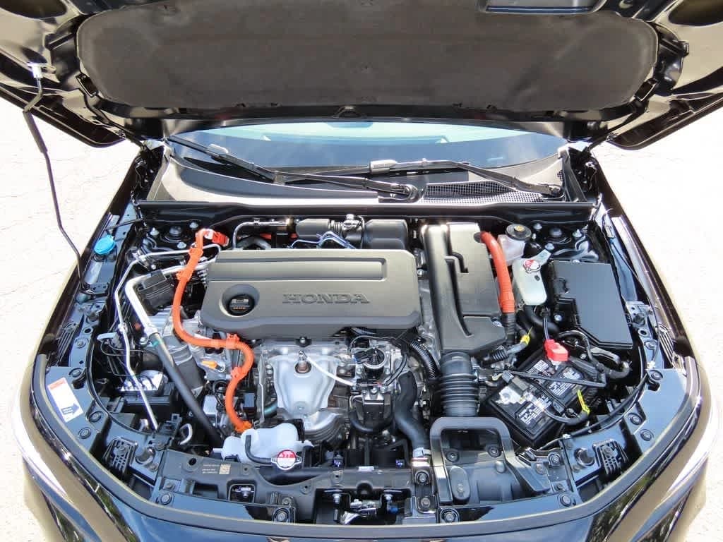 Honda Civic Sedan Hybrid Sport CVT 2026 — side view