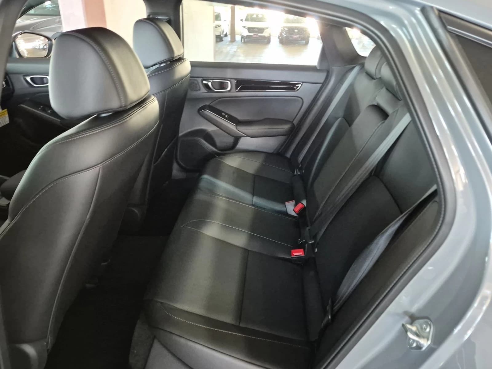 Honda Civic Sedan Hybrid Sport Touring CVT 2026 — side view