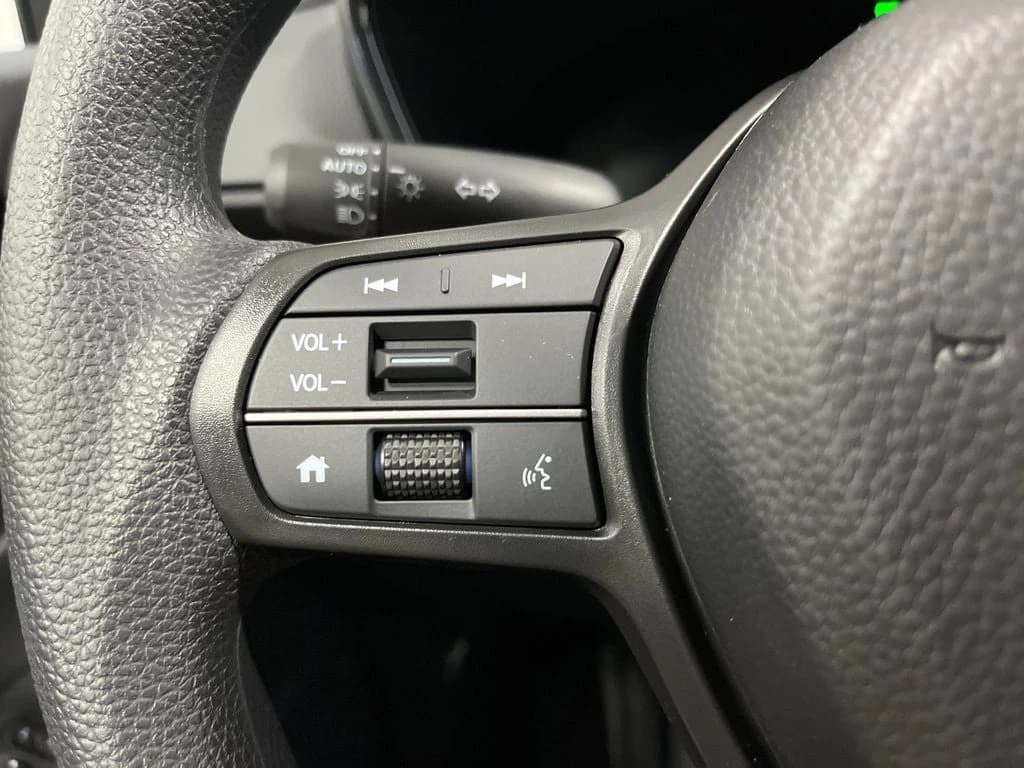 Honda CR-V LX AWD 2026 — side view