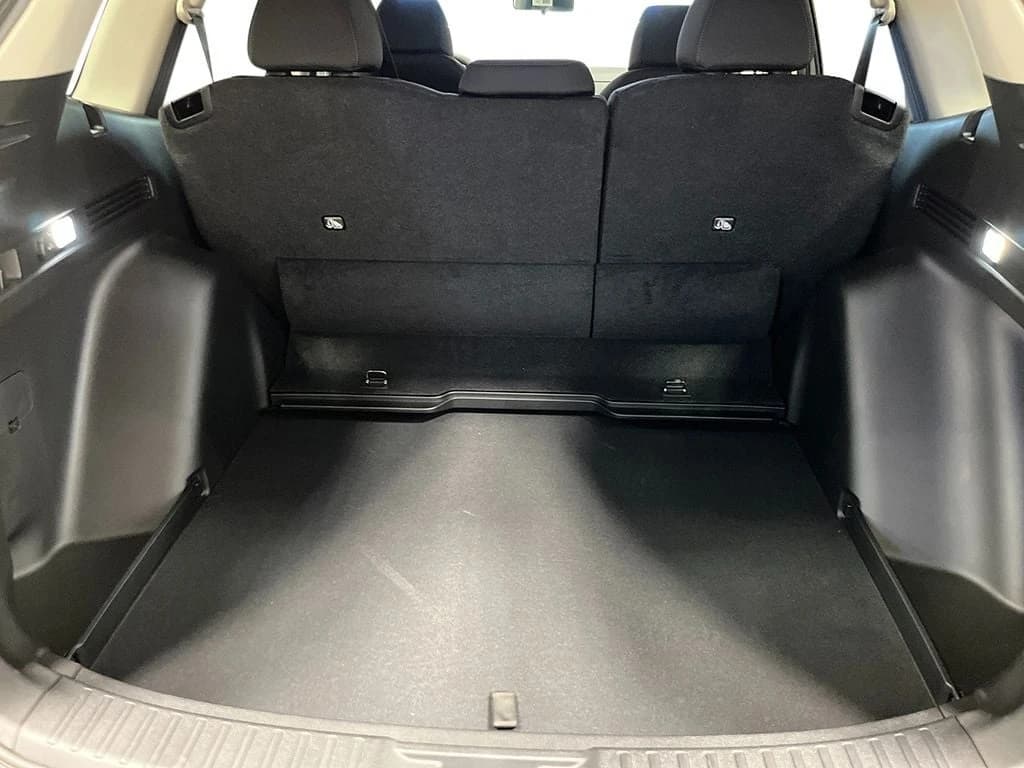 Honda CR-V LX AWD 2026 — side view