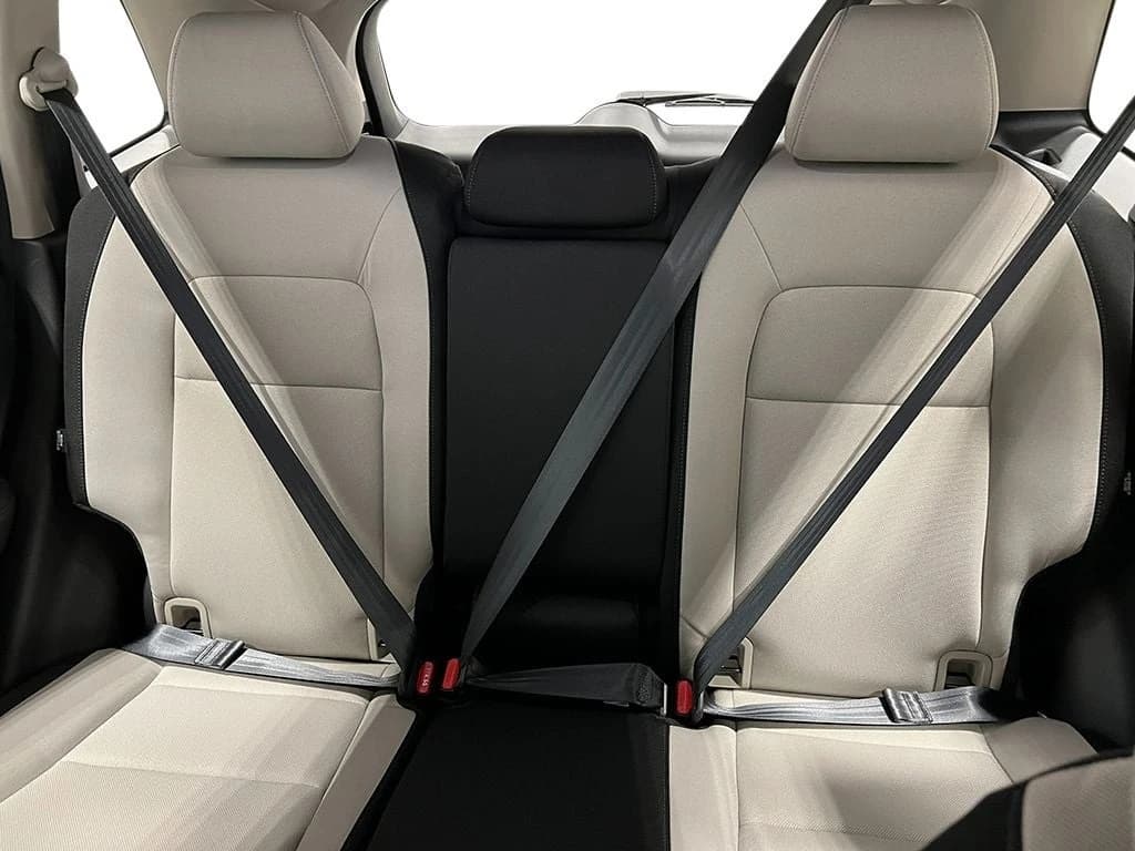 Honda CR-V LX AWD 2025 — side view