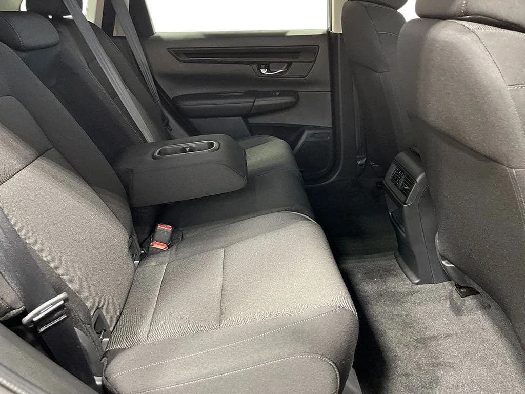 Honda CR-V LX AWD 2026 — side view