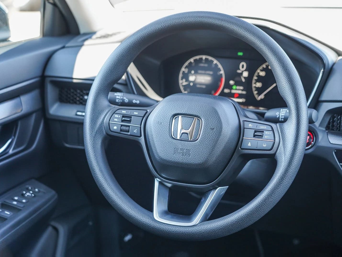 Honda CR-V LX AWD 2026 — side view