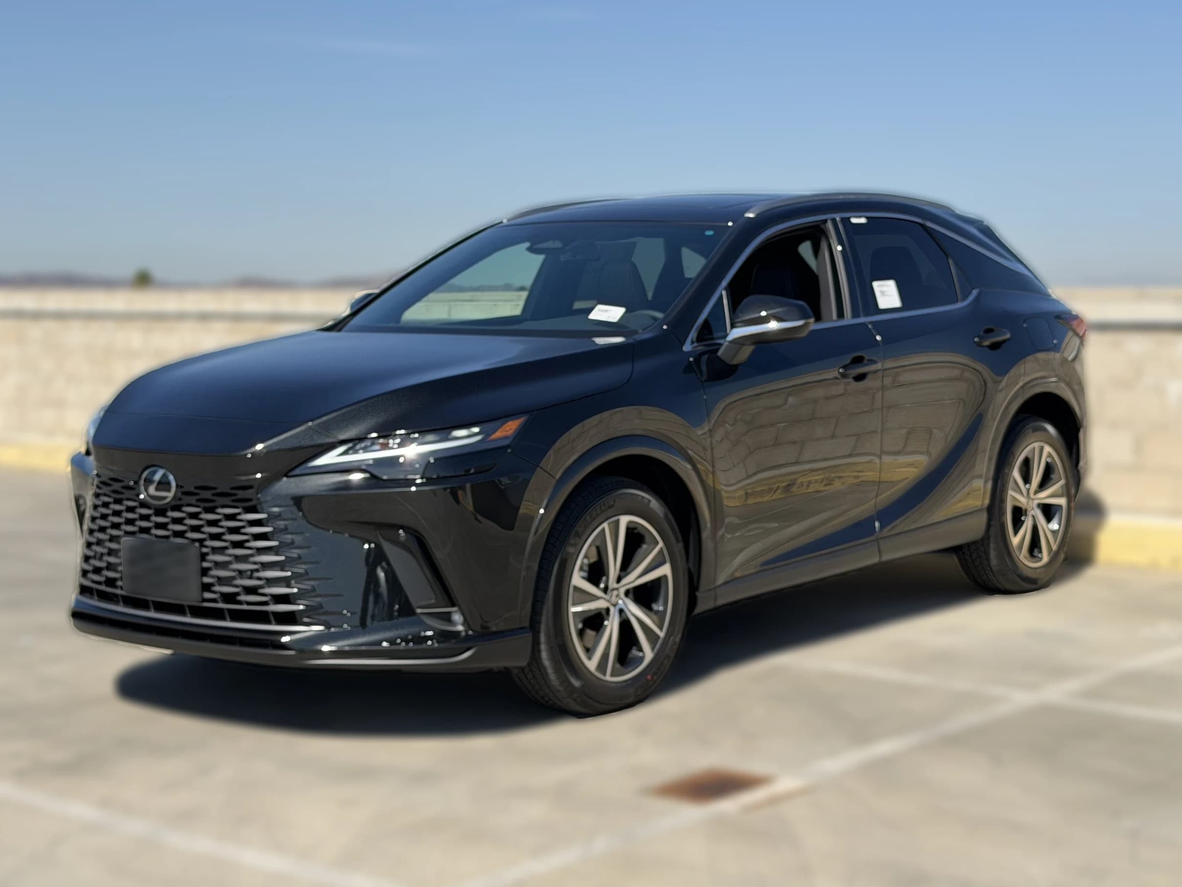 Lexus RX RX 350 FWD 2026 — side view