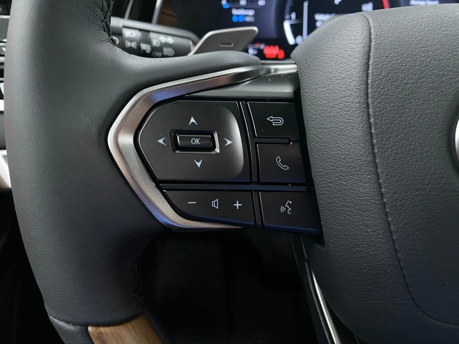 Lexus RX RX 350 Premium AWD 2026 — side view