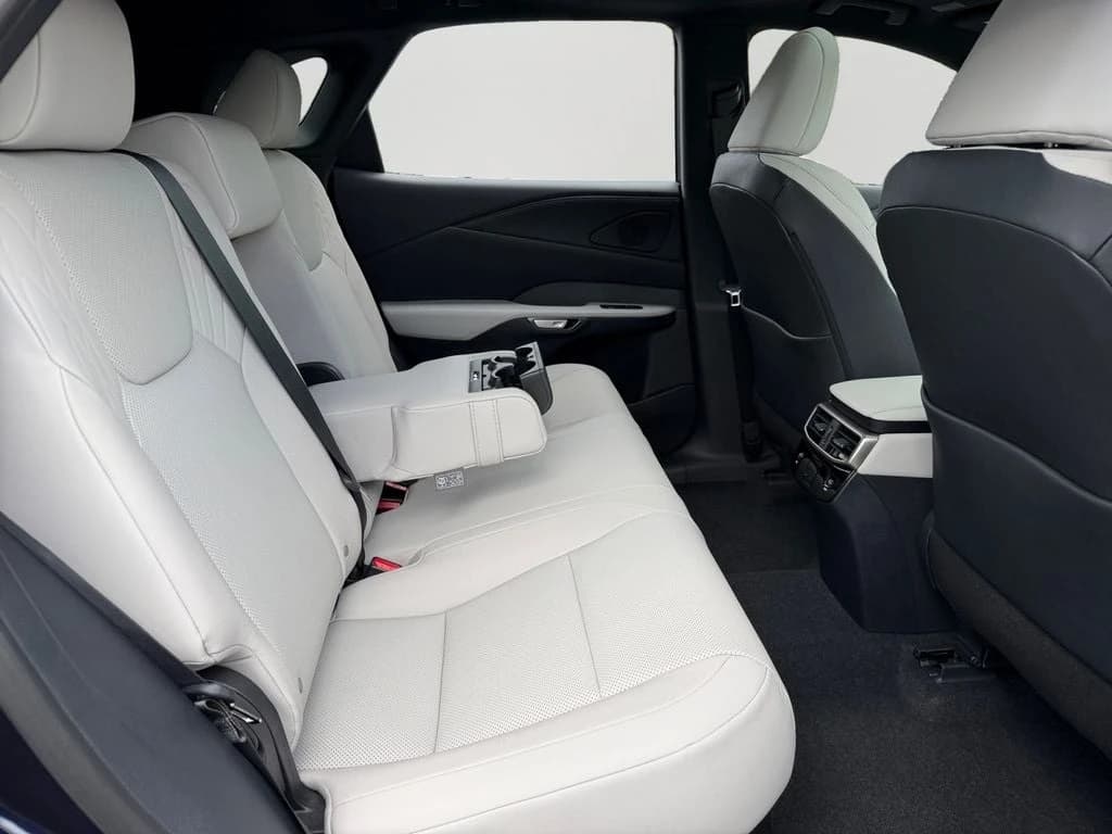 Lexus RX RX 350 Premium AWD 2026 — side view