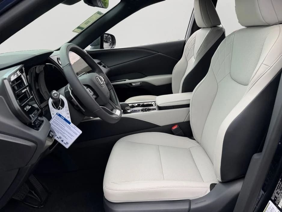 Lexus RX RX 350 Premium AWD 2026 — side view