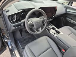 Lexus NX NX 350 Premium AWD 2026 — side view