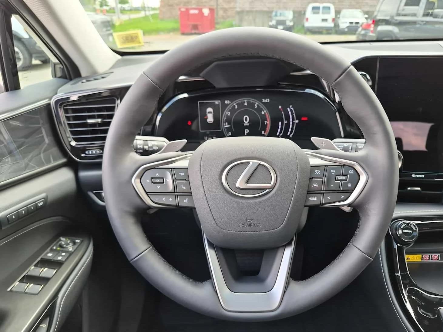 Lexus NX NX 350 Premium AWD 2026 — side view