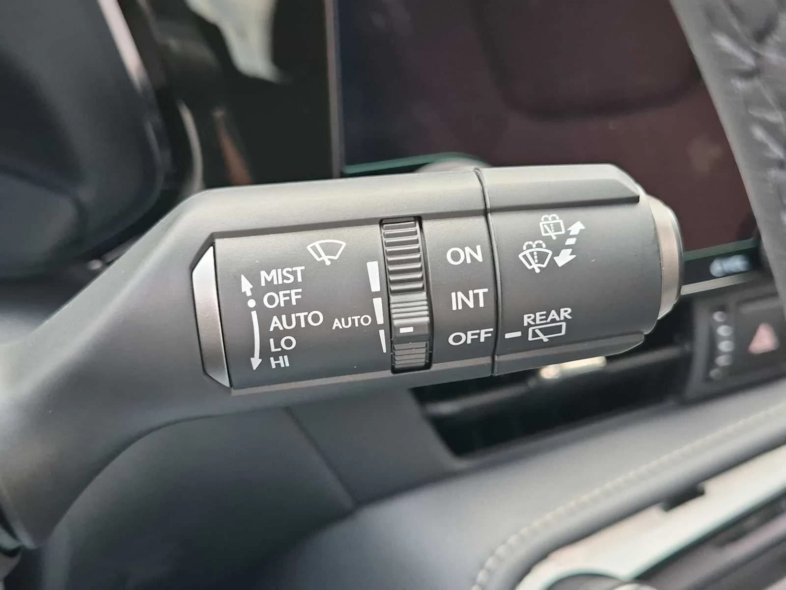 Lexus NX NX 350 Premium AWD 2026 — side view
