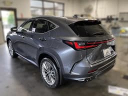 Lexus NX NX 350 Premium AWD 2026 — side view