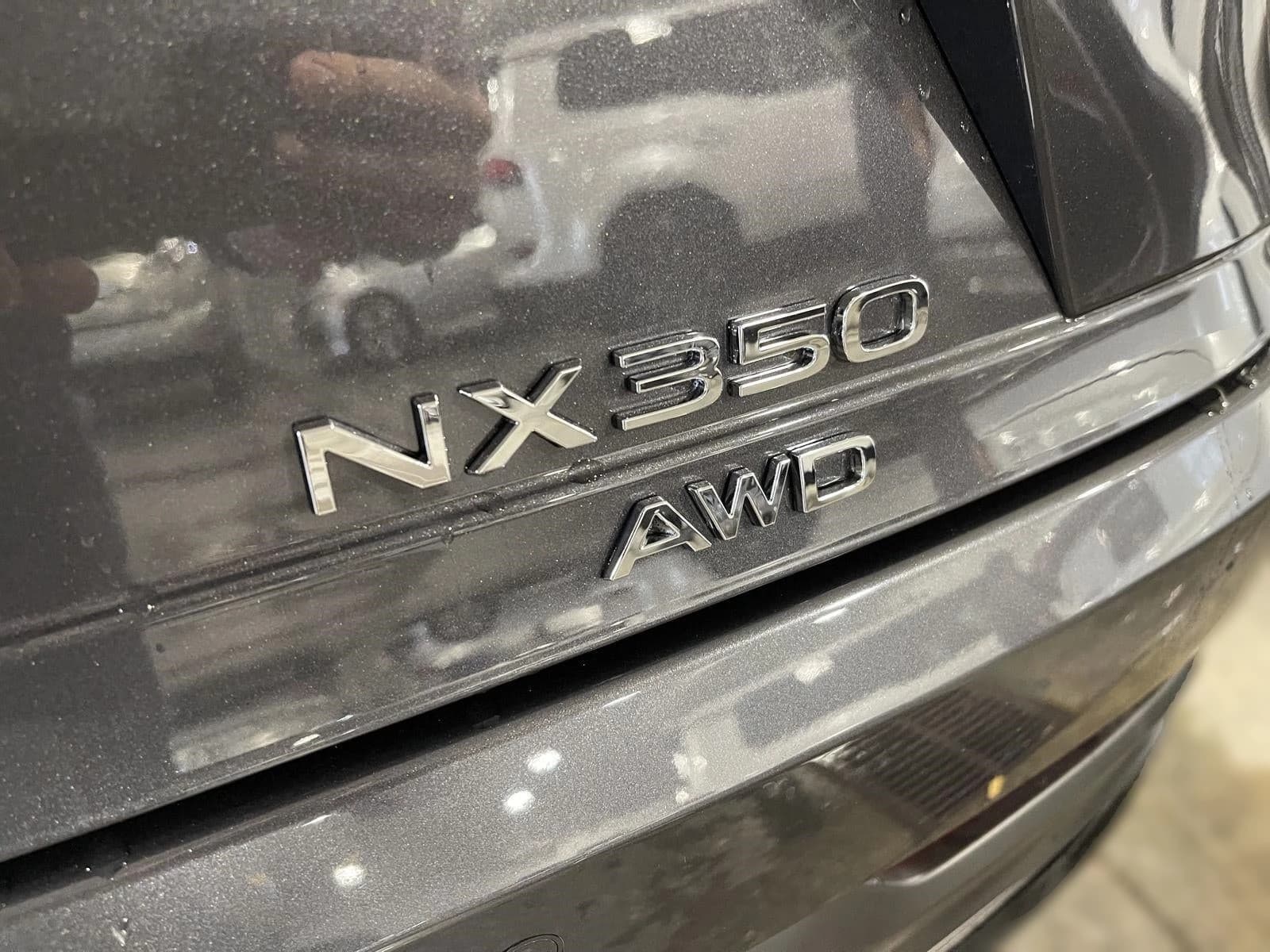 Lexus NX NX 350 Premium AWD 2026 — side view