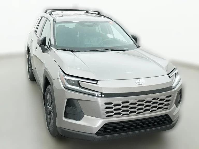 Toyota RAV4 XLE Premium AWD (Natl) 2026 — side view