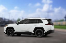 Toyota RAV4 XLE Premium AWD (Natl) 2026 — side view